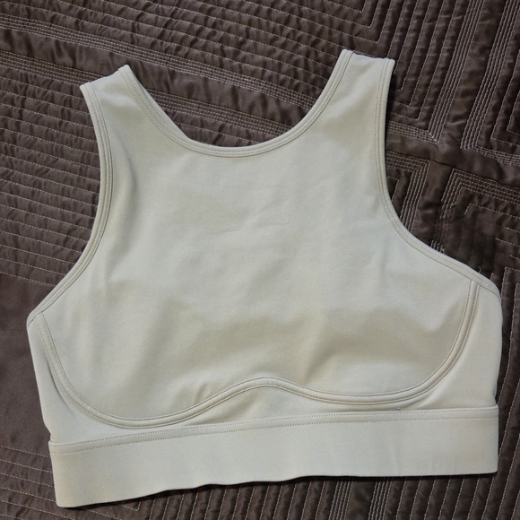 Fabletics Sport Bra 4 Bundle - Picture 8 of 9